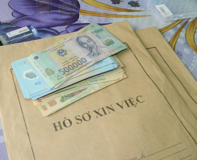 Khởi tố đối tượng vờ giúp xin việc, lừa lấy gần 1,6 tỷ đồng ảnh 1