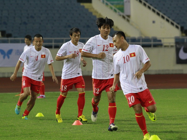 Tuyển Việt Nam thay đổi triệt để trước trận gặp Hong Kong ảnh 1