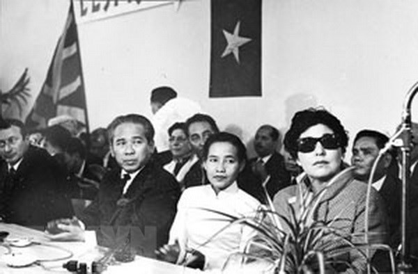 Ấn tượng Dương Thị Duyên - nữ chiến sỹ thông tin tại Hội nghị Paris ảnh 1