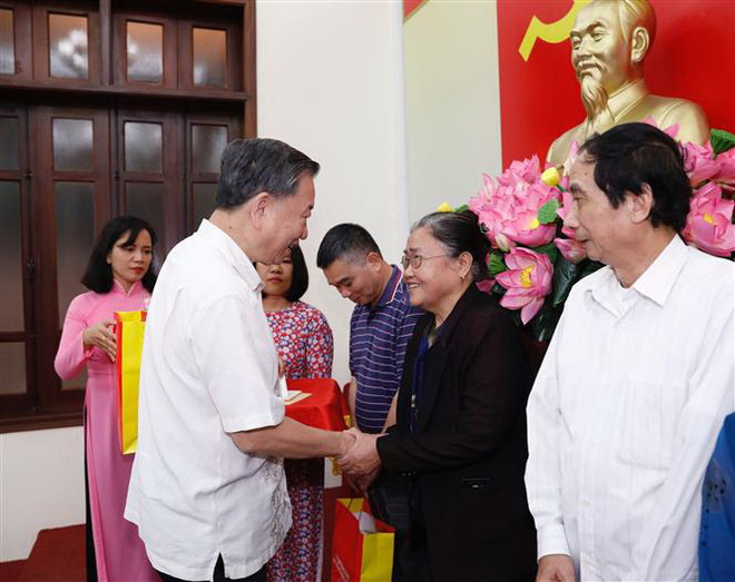 Lãnh đạo Đảng, Nhà nước dự Ngày hội Đại đoàn kết ở Hà Nội ảnh 3