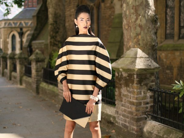 Hoàng Thùy cá tính ở London với phong cách “retro” ảnh 3