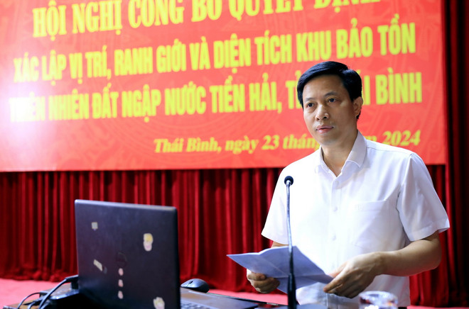 Phó Chủ tịch Ủy ban Nhân dân tỉnh Thái Bình Lại Văn Hoàn phát biểu. (Ảnh: Thế Duyệt/TTXVN) ttxvn_tien hai thai binh.jpg