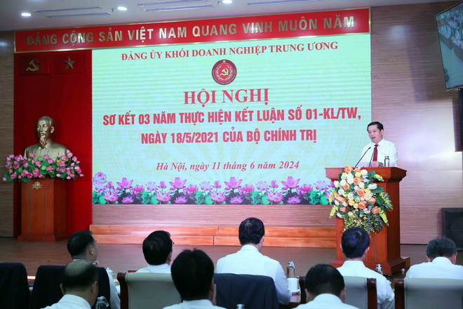 Ông Nguyễn Long Hải, Ủy viên Dự khuyết Trung ương Đảng, Bí thư Đảng ủy Khối Doanh nghiệp Trung ương phát biểu. (Ảnh: An Đăng/TTXVN) ttxvn_bua liem vang 3.jpg