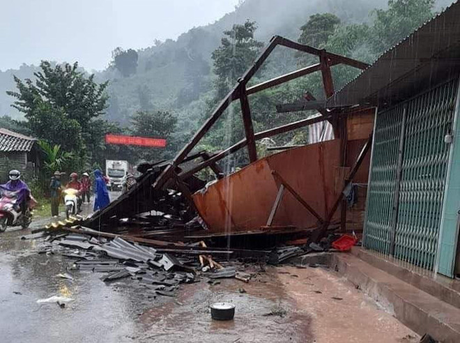 Mưa lớn kéo dài trong 3 ngày gây nhiều thiệt hại tại các địa phương ảnh 2