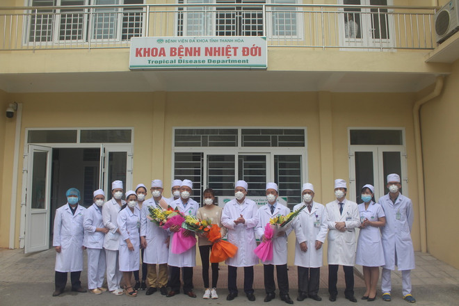 Dịch bệnh nCoV: Những 'chiến binh' khoác áo blouse trắng ảnh 1