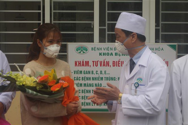 Dịch bệnh nCoV: Những 'chiến binh' khoác áo blouse trắng ảnh 2