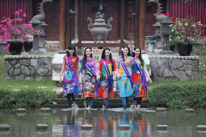 Top 16 thí sinh Hoa khôi Áo dài mặc đồ do trẻ mẫu giáo thiết kế ảnh 1