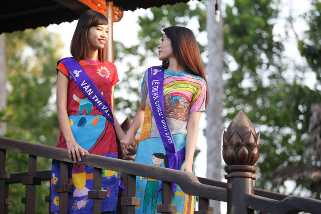 Top 16 thí sinh Hoa khôi Áo dài mặc đồ do trẻ mẫu giáo thiết kế ảnh 6