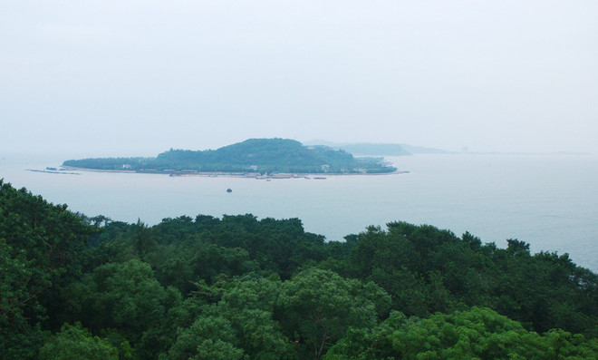 Khoảng 350.000 du khách đổ về Đồ Sơn trong dịp nghỉ lễ 4 ngày ảnh 1