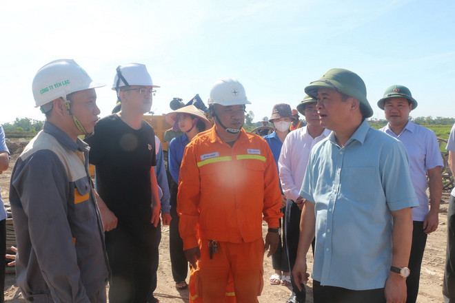 ttxvn_duong day 500kv_2.jpg