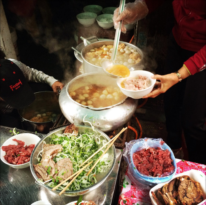 Những địa chỉ ẩm thực không thể bỏ qua khi đến cố đô Huế ảnh 2