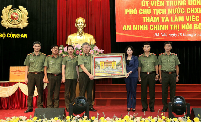 'An ninh chính trị nội bộ là nhiệm vụ đặc biệt quan trọng' ảnh 1