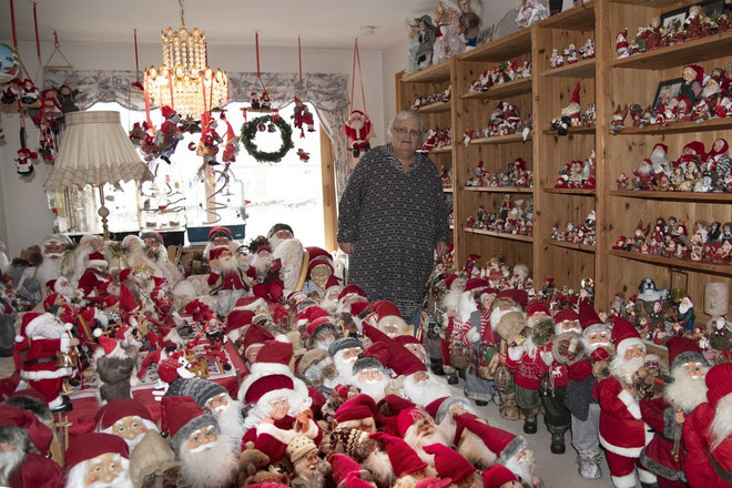 Một phụ nữ Na Uy luôn đón Giáng Sinh với hơn 2.000 ông già Noel ảnh 1