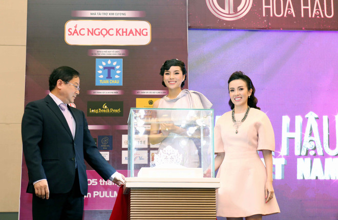 Hoa hậu Việt Nam 2016: "Chúng tôi không bỏ rơi các em thí sinh" ảnh 1