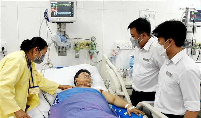 Cứu sống bệnh nhân bị suy đa tạng nặng do biến chứng sốt xuất huyết ảnh 1