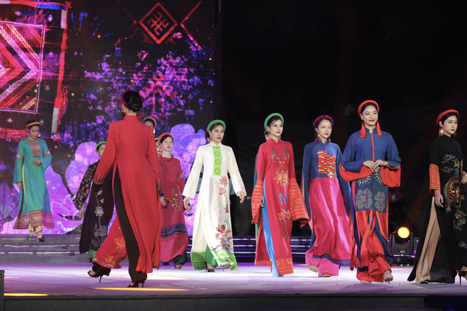 Khai mạc Lễ hội Áo dài Du lịch: Ấn tượng những sắc màu truyền thống ảnh 6