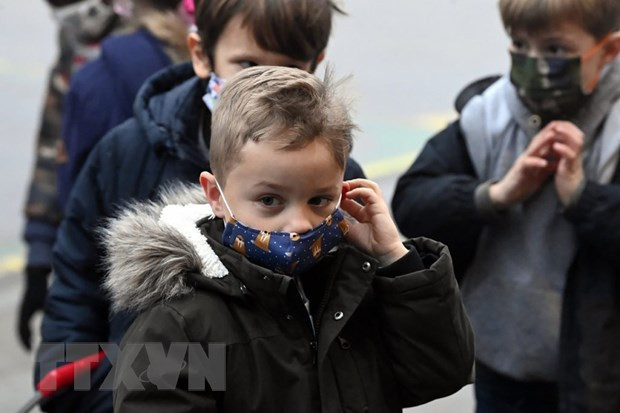 Các bệnh viện tại Đức quá tải vì số lượng bệnh nhi hô hấp tăng nhanh ảnh 1