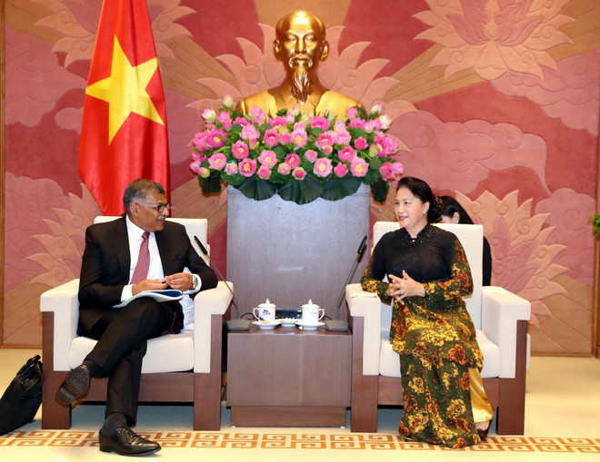 Chủ tịch Quốc hội tiếp Chánh án Tòa án Tối cao Singapore ảnh 1