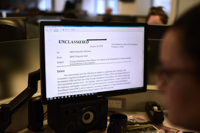 Vì sao ông Donald Trump ra đòn phản kháng mạnh tay với FBI? ảnh 1