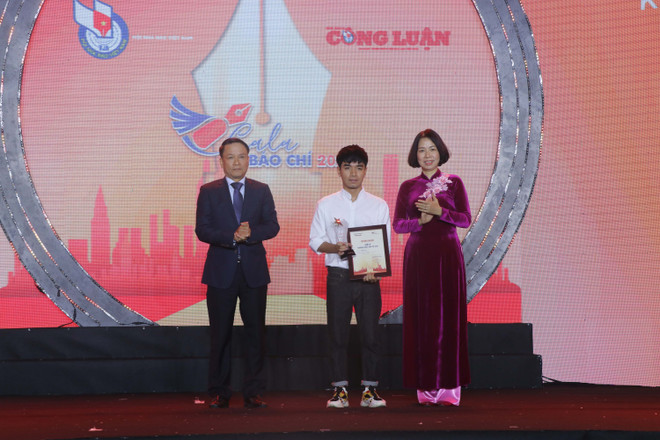 Gala báo chí năm 2022 và Lễ trao giải ảnh 'Khoảnh khắc báo chí’ ảnh 3