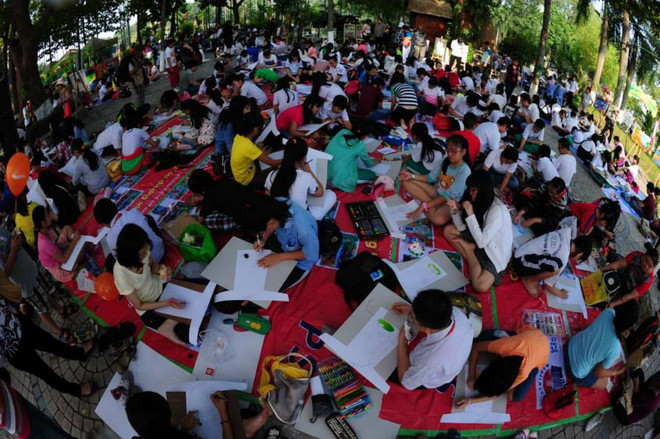 Tháng Lễ hội Áo dài dành cho các chị em ở Thành phố Hồ Chí Minh ảnh 2