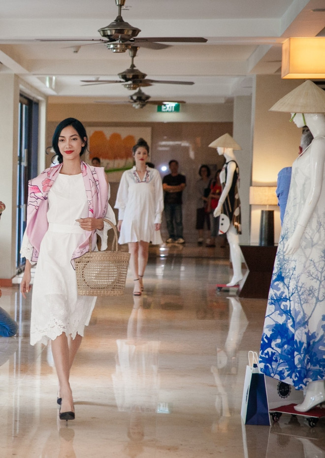 [Photo] Độc đáo các thiết kế Hè in hình họa tiết sinh vật biển ảnh 18