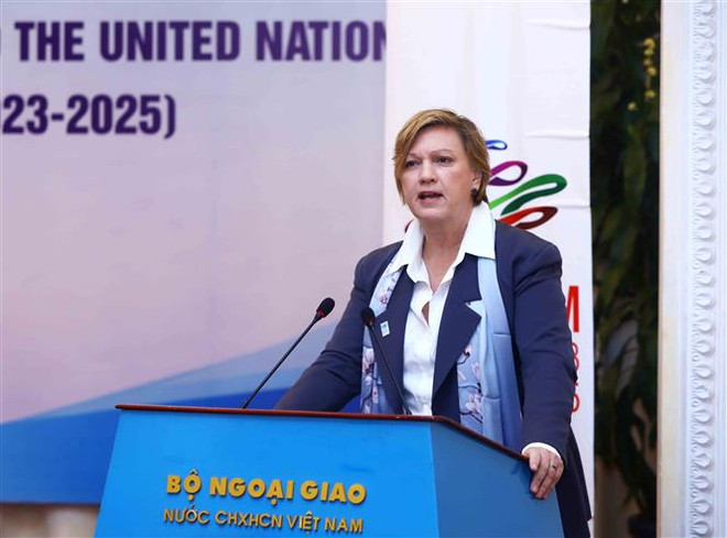 Bà Rana Flowers, Trưởng Đại diện UNICEF tại Việt Nam. (Nguồn: TTXVN) UNICEF: Việt Nam đã xây dựng được hệ thống tiêm chủng mạnh mẽ ảnh 1