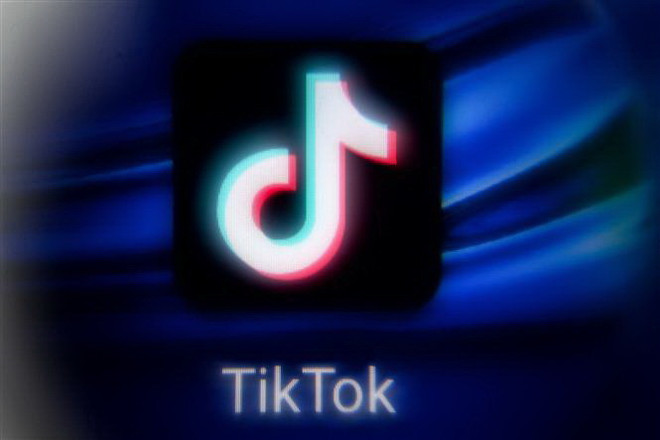 Biểu tượng của mạng xã hội TikTok. (Ảnh: AFP/TTXVN) TikTok thu thập dữ liệu cá nhân của khoảng 2 triệu người Séc ảnh 1