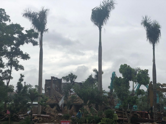 Hoàn thành cưỡng chế phá dỡ "cung điện" trái phép tại Ba Vì ảnh 1