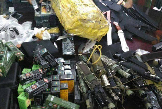 Bắt nhóm đối tượng chuyên bán lẻ ma túy, tàng trữ "vũ khí nóng" ảnh 1