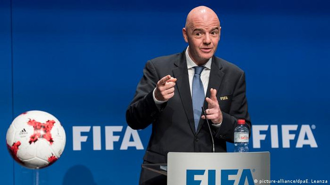FIFA: Các đội tuyển nên tập trung vào bóng đá thay vì chuyện bên lề ảnh 1