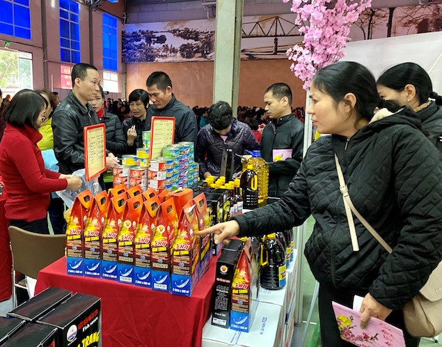 “Chợ Tết công đoàn” lần đầu tiên được tổ chức tại Đồng Nai ảnh 1