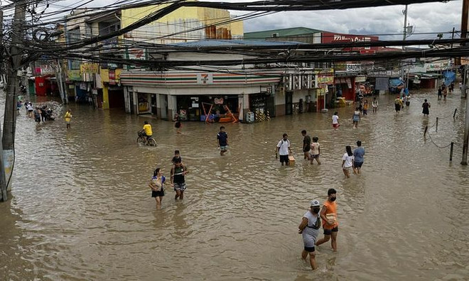 Tổng thống Philippines Ferdinand Marcos Jr thị sát khu vực thiên tai ảnh 1