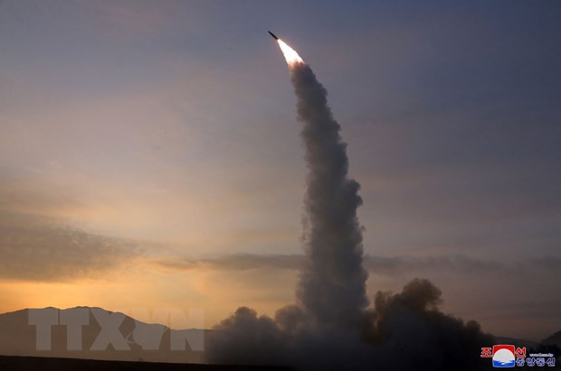 Triều Tiên tiến hành vụ phóng tên lửa thứ 4 trong ngày ảnh 1