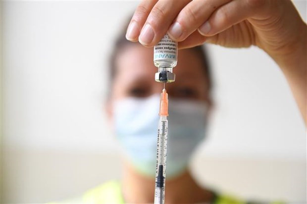 Anh: Vaccine phòng bệnh đậu mùa khỉ đạt hiệu quả 78% ảnh 1
