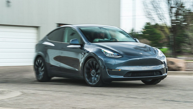Giá các dòng xe điện Model Y của Tesla tăng thêm 1.000 USD ảnh 1