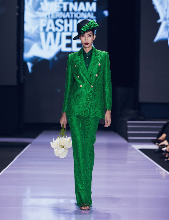 Eternal Romance: Câu chuyện đẹp về tình yêu vĩnh cửu trong thời trang ảnh 8