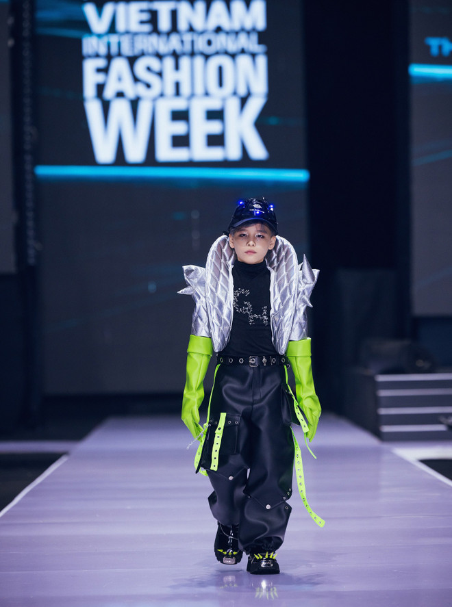 Thời trang ứng dụng dành cho những cá tính độc bản và độc đáo ảnh 2