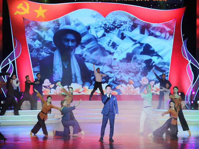 Xây dựng Chương trình tổng thể mục tiêu quốc gia về phát triển văn hóa ảnh 1