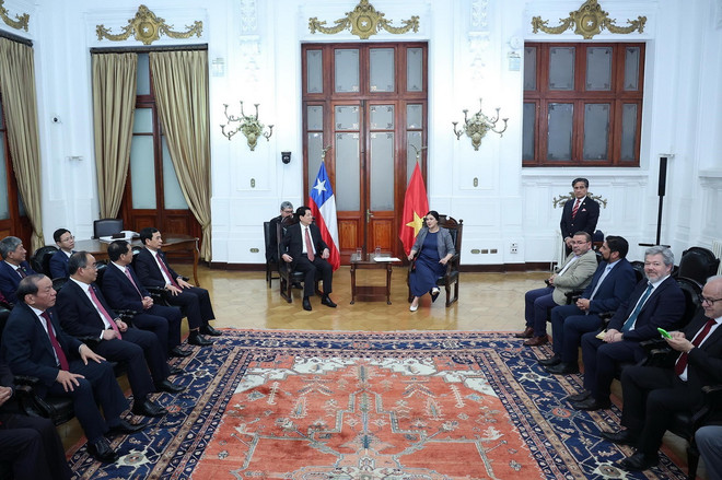 ttxvn_chu tich nuoc_ha vien chile (4).jpg