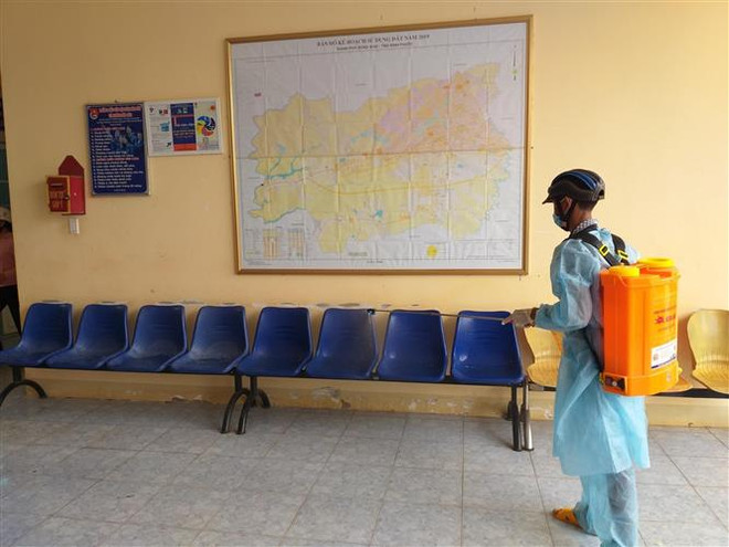 Cách ly tập trung 6 trường hợp tiếp xúc gần với bệnh nhân số 45 ảnh 1