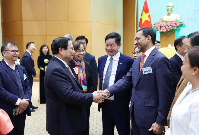 Thủ tướng Phạm Minh Chính với các đại biểu tham dự hội nghị. (Ảnh: Dương Giang/TTXVN) ttxvn_thu tuong 2.jpg