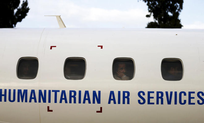 Liên quân Arab cho phép các chuyến bay cứu trợ tới Yemen ảnh 1