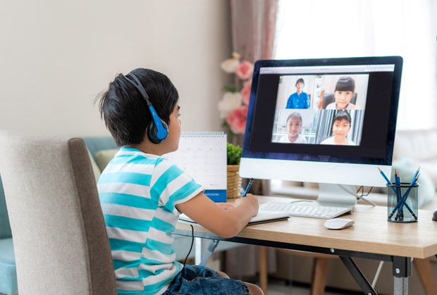 Hàng nghìn trường học ở Mỹ đóng cửa trở lại do COVID-19 ảnh 1