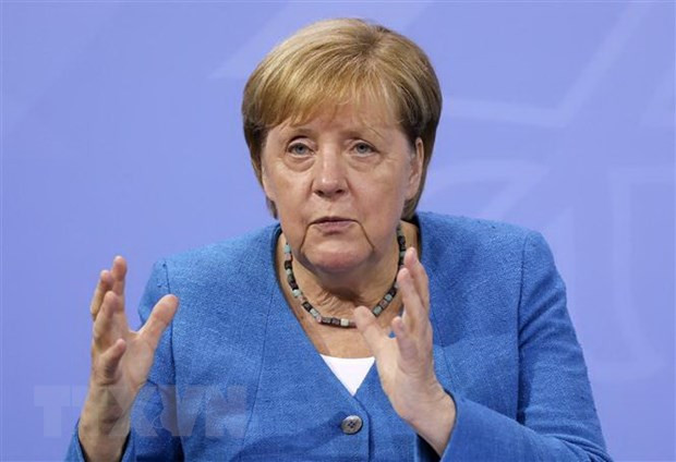 Thủ tướng Merkel tới đại bản doanh của CSU vận động bầu cử ảnh 1