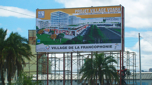 Làng Pháp ngữ. (Nguồn: Madagascar-tribune) Trưng bày nhiều ảnh của Thông tấn xã Việt Nam tại Làng Pháp ngữ ảnh 1