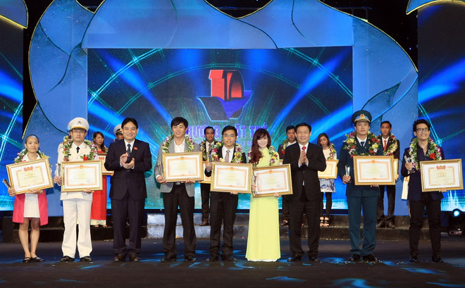 10 gương mặt trẻ Việt Nam tiêu biểu năm 2015 được vinh danh ảnh 1