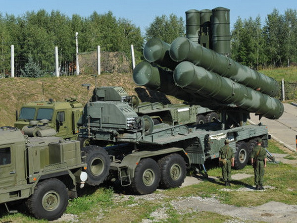 Nga tăng cường các hệ thống phòng thủ tên lửa S-500 ảnh 1