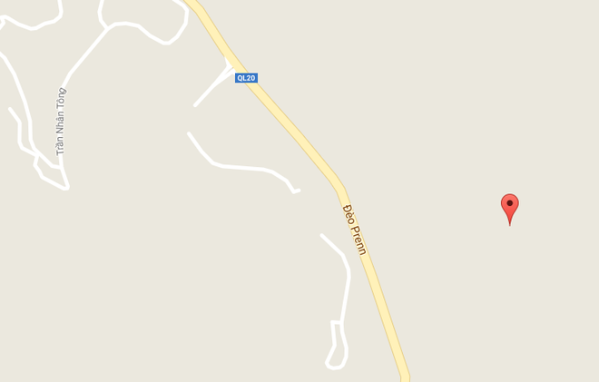 Xe máy đâm trực diện vào ôtô trên đèo Prenn, 2 người thương vong ảnh 1