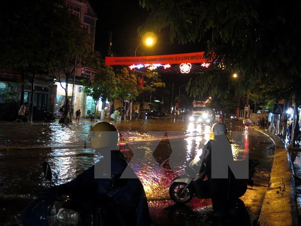 Nắng nóng ở Trung Bộ giảm dần, mưa dông diện rộng ở Bắc Bộ ảnh 1